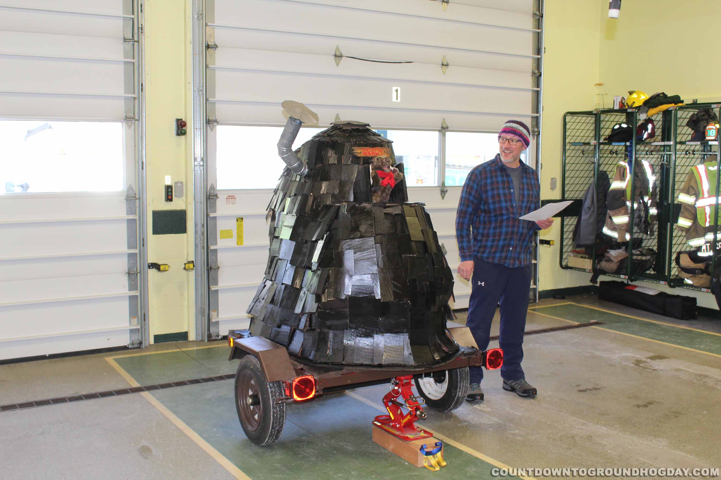 Mt. Gretna Grady greets the crowd